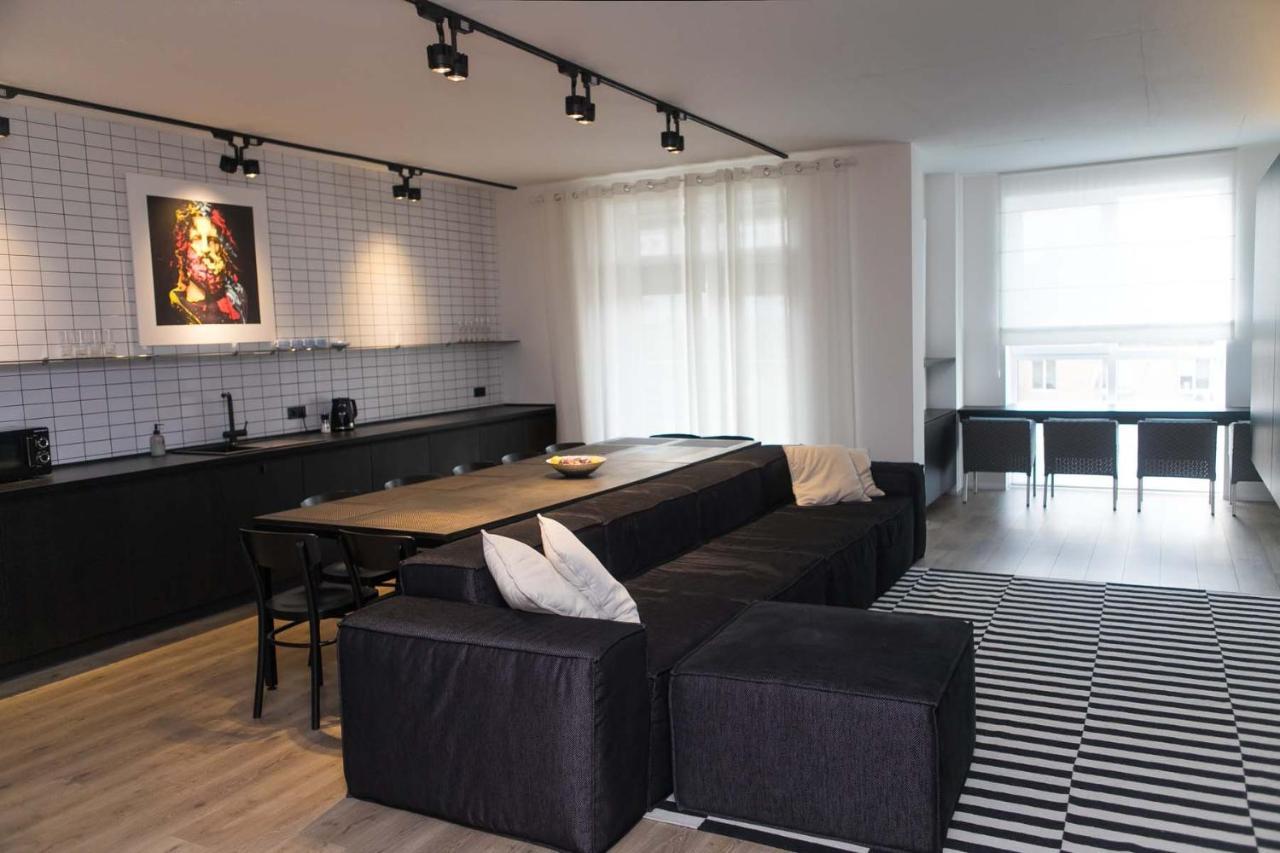 Stylish 1 Bedroom Studio Near Most City ドニプロペトロウシク エクステリア 写真
