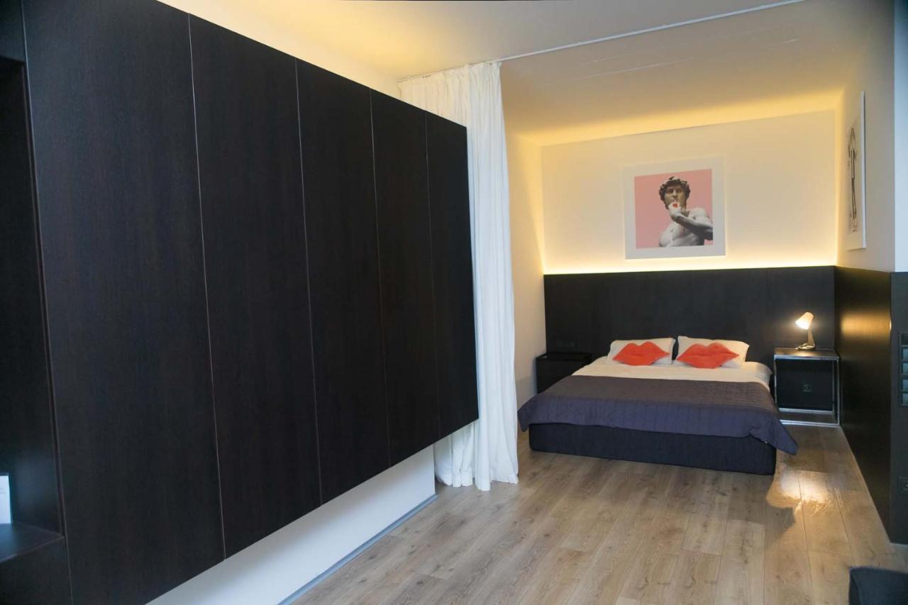 Stylish 1 Bedroom Studio Near Most City ドニプロペトロウシク エクステリア 写真