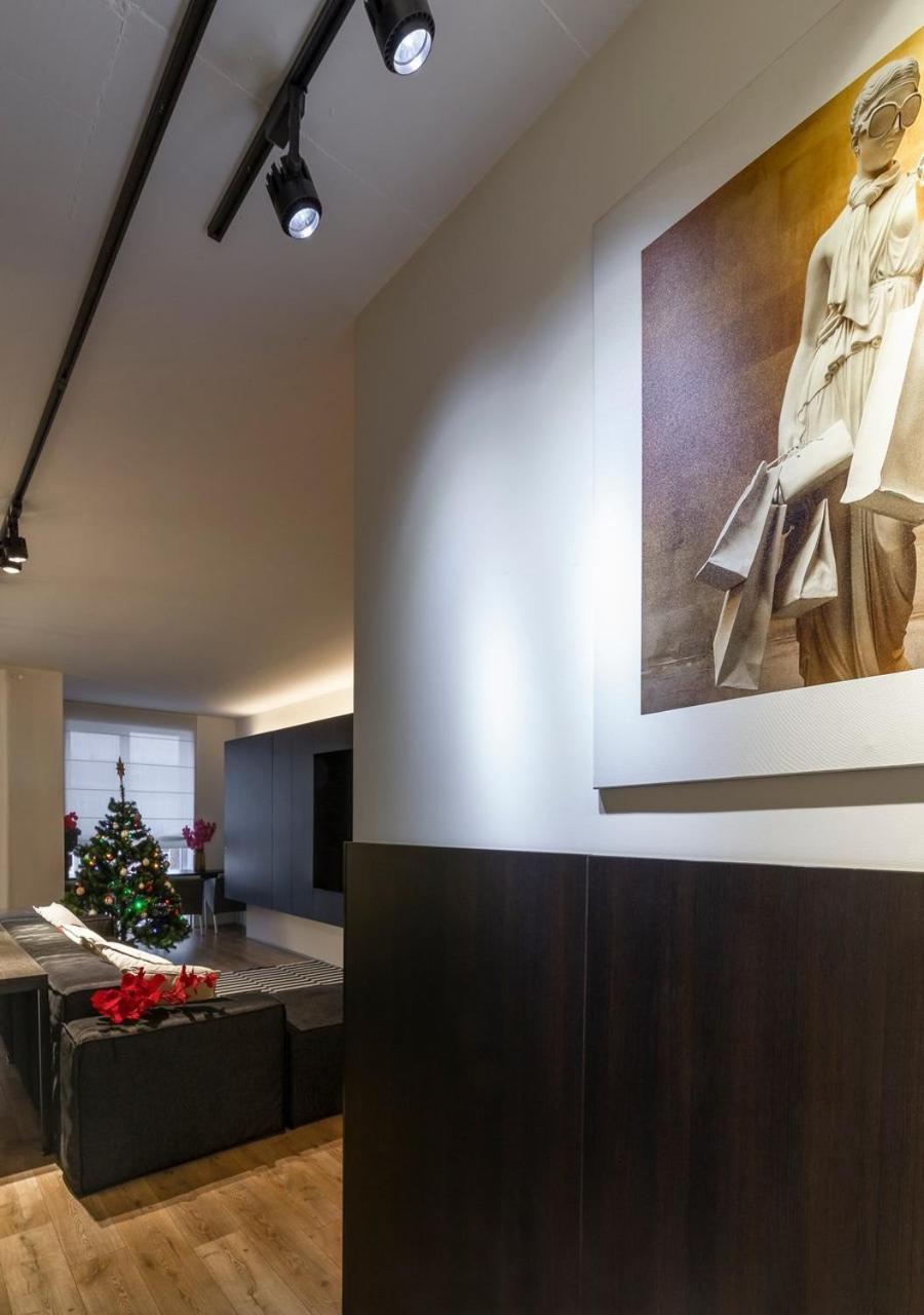 Stylish 1 Bedroom Studio Near Most City ドニプロペトロウシク エクステリア 写真